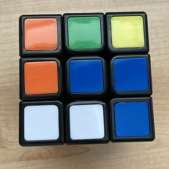 Rubiks Cube - Picture 2 of 7